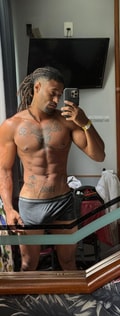 Acompanhante Rasta