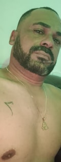 Acompanhante James
