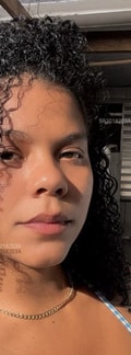 Acompanhante Clara