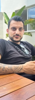 Acompanhante Ali Hadi