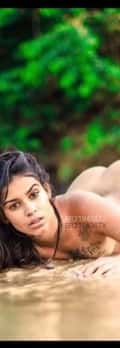 Acompanhante Naty