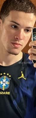 Acompanhante Eric