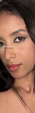 Acompanhante Yasmin