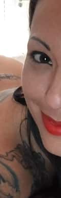 Acompanhante Karol Tatuada