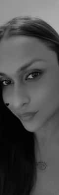 Acompanhante Alice Morena