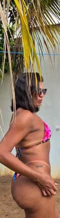 Acompanhante Paola Suellen