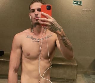 Acompanhante em Rio de Janeiro-RJ - Raffael Jk