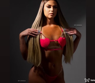 Acompanhante Amanda
