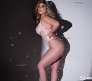 Acompanhante Mirela Bohn