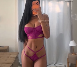 Acompanhante Manuela Morais