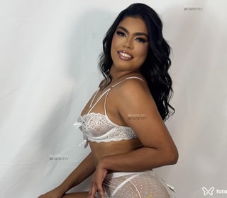 Acompanhante Larissa