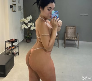 Acompanhante Maya Lins