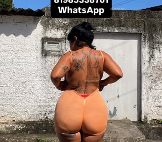 Acompanhante Lari