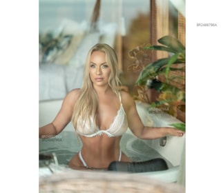 Acompanhante Tatiana Ferraz