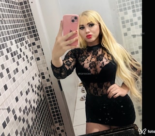 Acompanhante Lary Bella