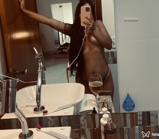 Acompanhante em São José dos Campos-SP - Zahra