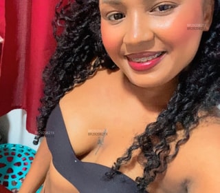 Acompanhante Maria Dias