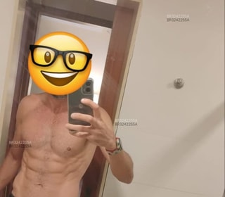 Acompanhante Tiago Amaral