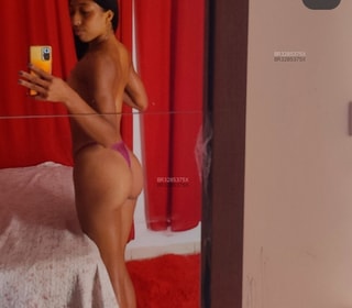 Acompanhante Lala Negra