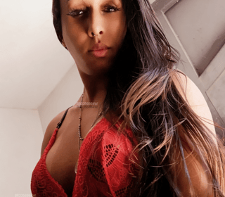 Acompanhante Lamour