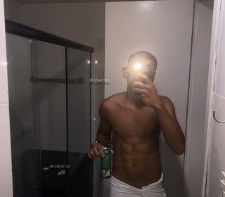 Acompanhante Willian Jesus
