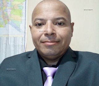Acompanhante Assis