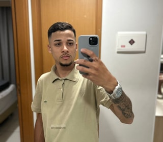 Acompanhante Henrique