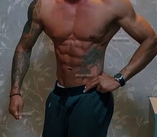 Acompanhante Vitor