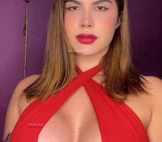 Acompanhante Larissa