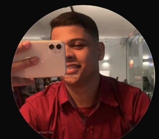 Acompanhante Vitor