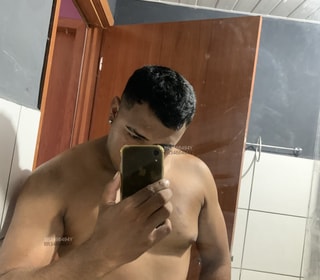 Acompanhante Alan Costa