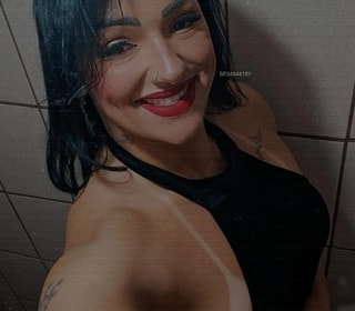 Acompanhante em Uberlândia-MG - Gostosinhaudia