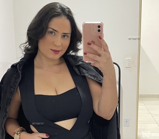 Acompanhante Yasmin Ferraz